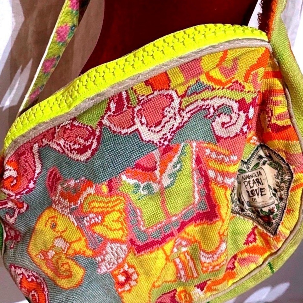 Magnolia Pearl Colorful Indian Circus Carryall  Bag Sherpa Lining HUGE Zipper - Picture 9 of 16